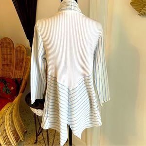 Fenini Linen Cotton Lightweight White with Blue Stripe Swing Jacket! Like new